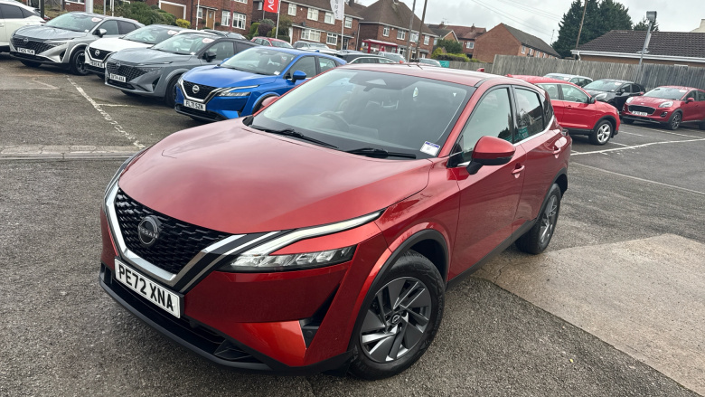 Nissan Qashqai 1.3 DiG-T MH Acenta Premium 5dr Petrol Hatchback